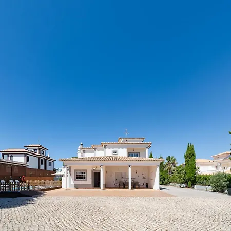 فيلة Casa Coelho *